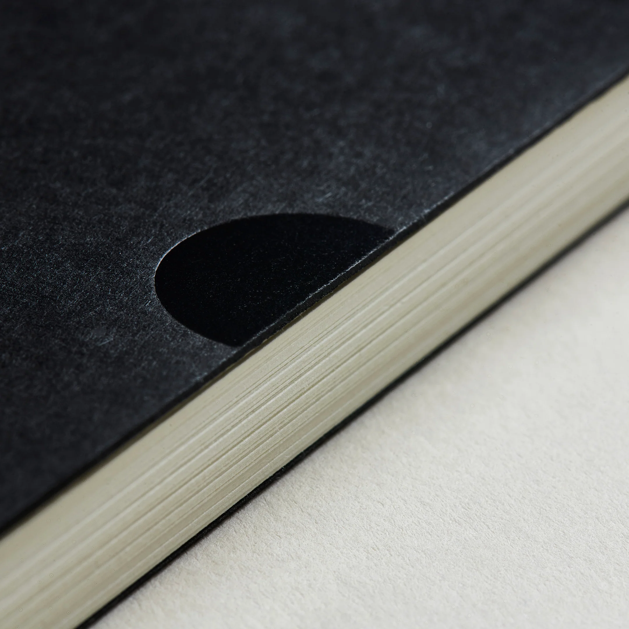 2026 Classic Diary | Black - Image 6