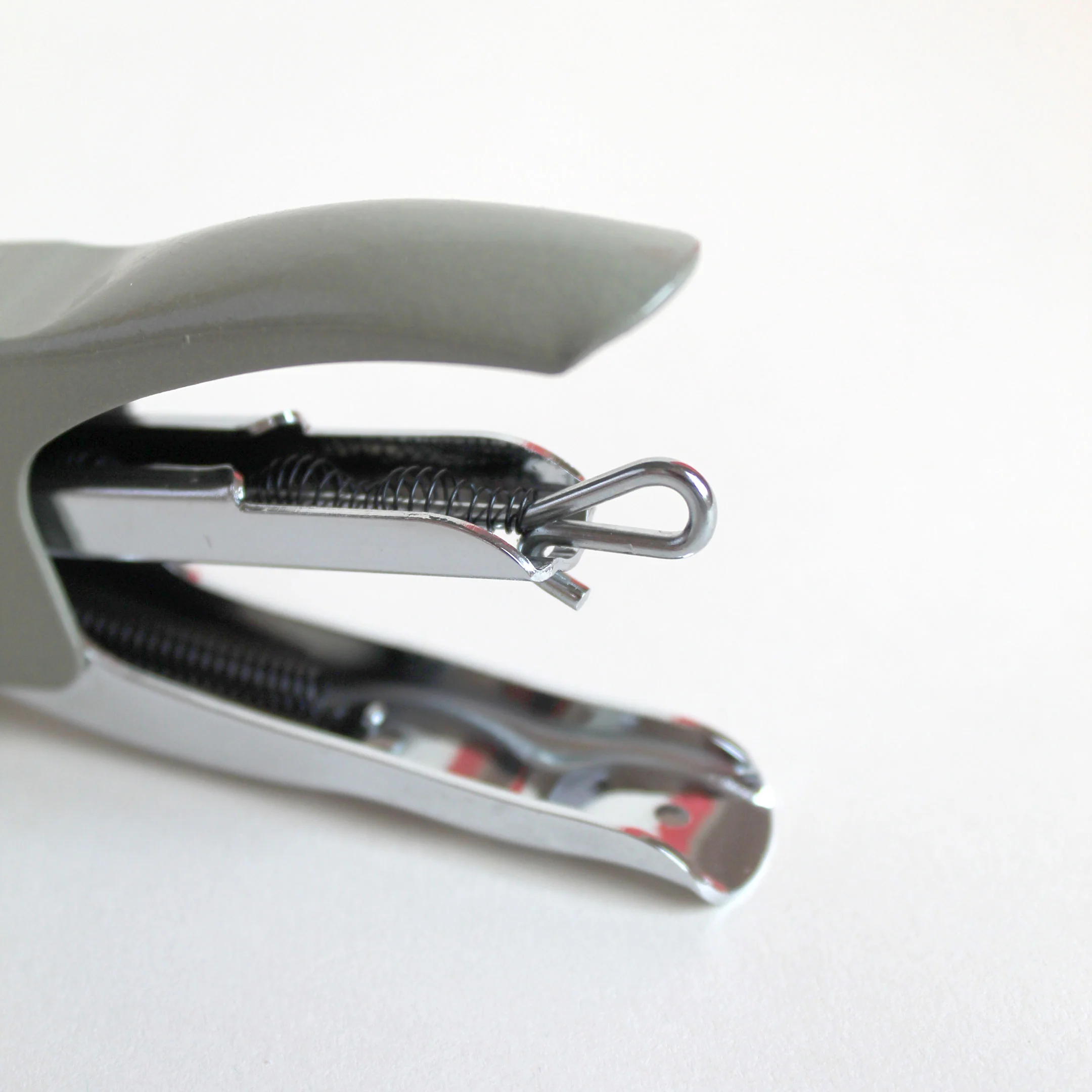 Plier Stapler - Image 4